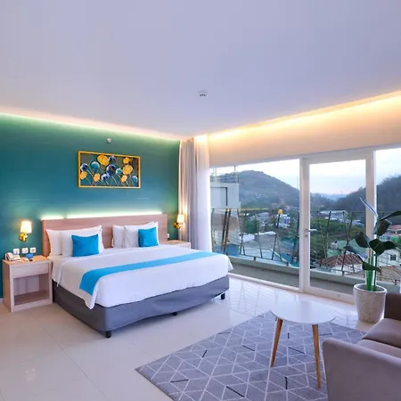 Zasgo Hotel Labuan Bajo Exterior photo