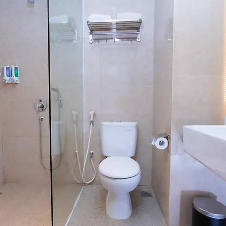 Zasgo Hotel Labuan Bajo Exterior photo